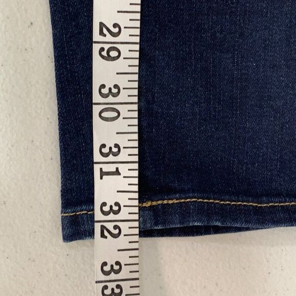 Guess Jeans 30 X 32 Dark Wash Mid Rise Curvy Skinny - Picture 16 of 16